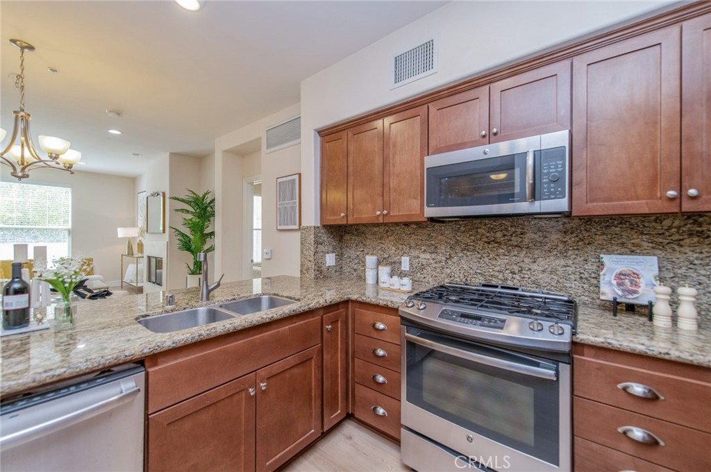 28220 Highridge Road, Unit 204 Rancho Palos Verdes, CA 90275 - Photo 11 of 38
