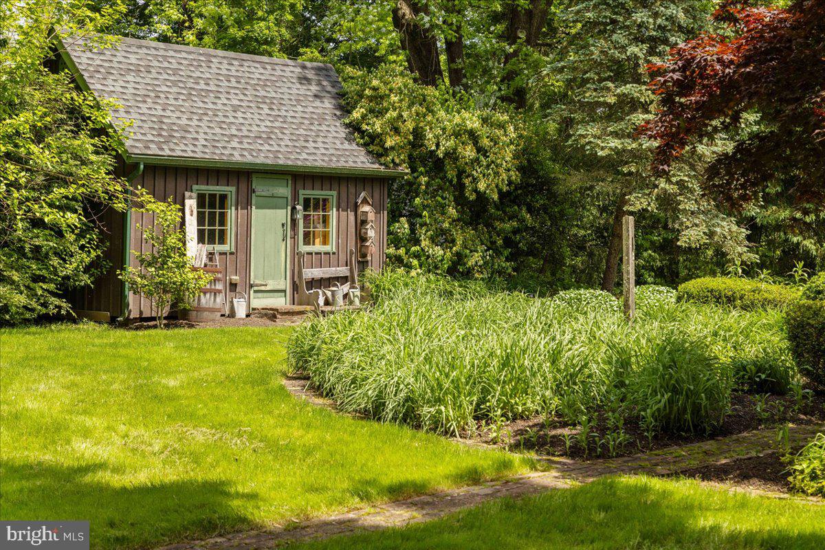 5322 Carversville Road Doylestown, PA 18902 - Photo 45 of 54 Studio/office