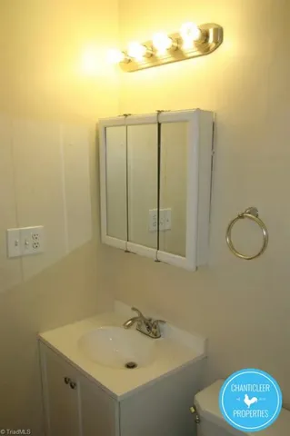 $1,070 | 115 Florence Street, Unit 13, Graham, NC 27253