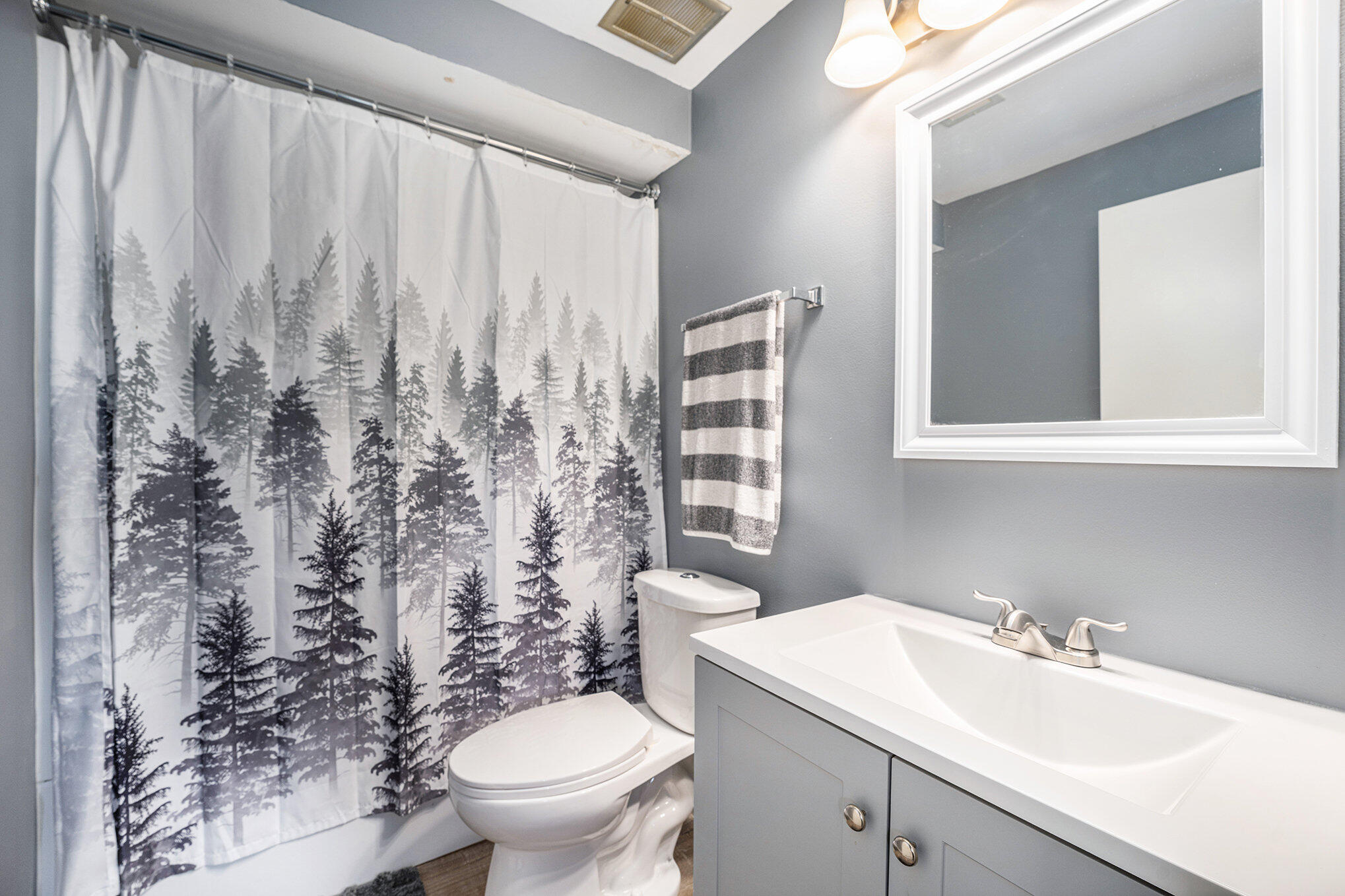 18920 Highway 86 Three Rivers, MI 49093 - Photo 12 of 24 014_file_648