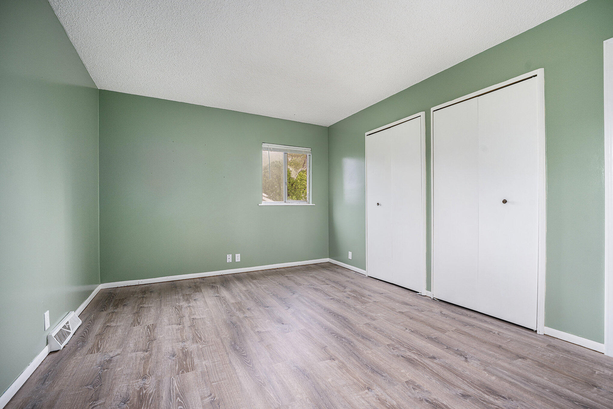 18920 Highway 86 Three Rivers, MI 49093 - Photo 13 of 24 015_file_24