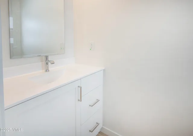 $745,000 | 60 Comanche Way, Gypsum, CO 81637