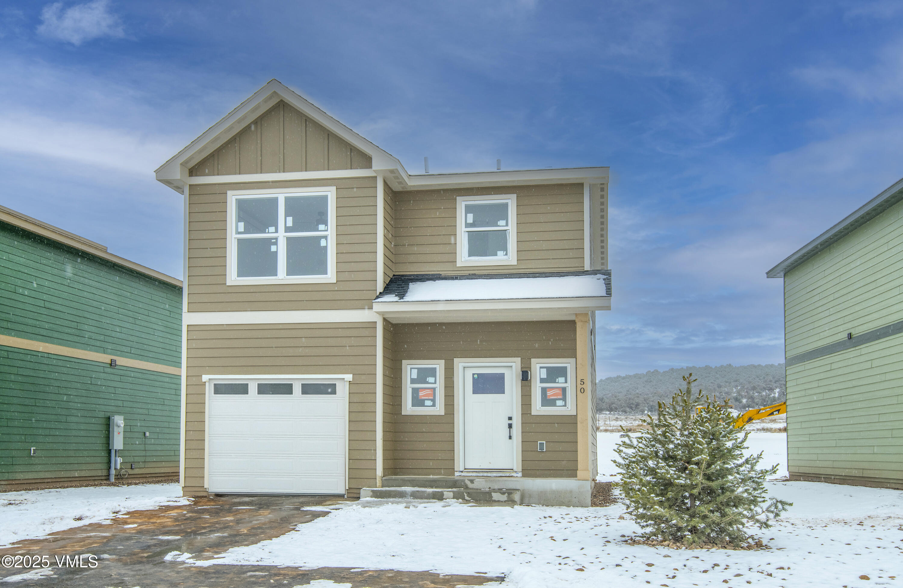 60 Comanche Way Gypsum, CO 81637 - Photo 46 of 46 a front view of a house