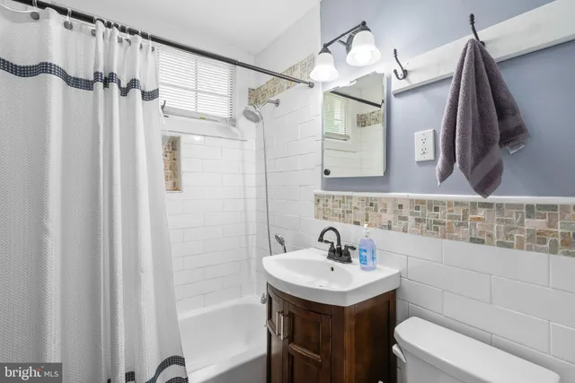 $3,200 | 3904 Lantern Drive, Silver Spring, MD 20902