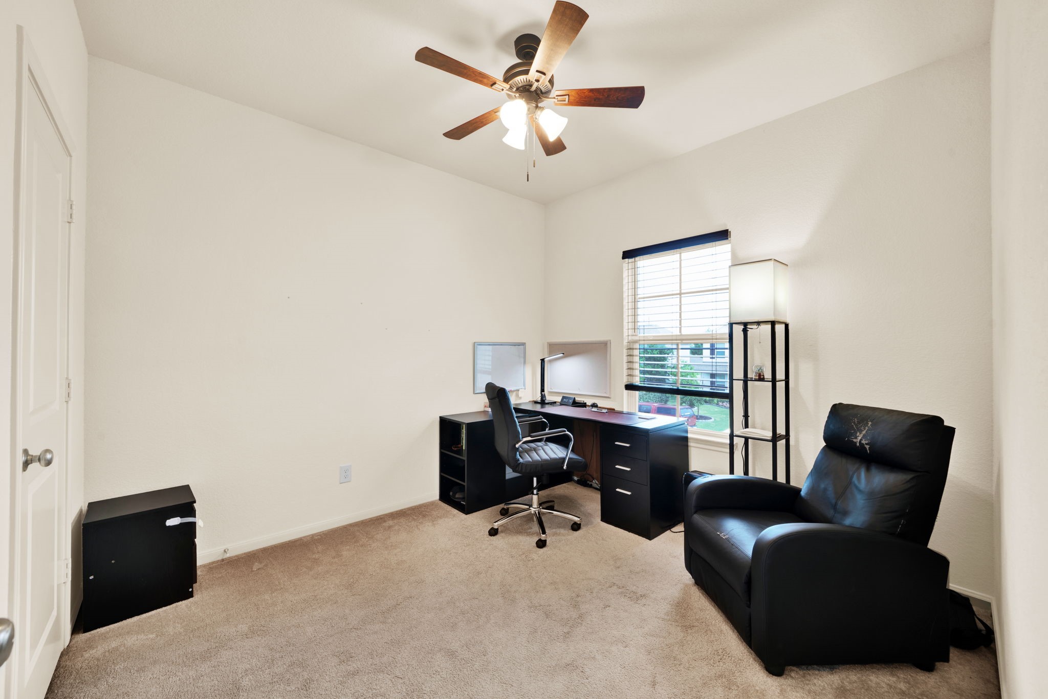 2503 Hagerman Road Conroe, TX 77384 - Photo 25 of 43 Bedroom 4 / office / study