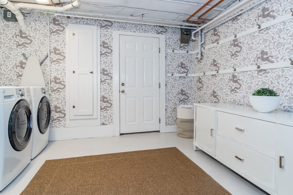 45 Old Colony Road Wellesley, MA 02481 - Photo 27 of 34