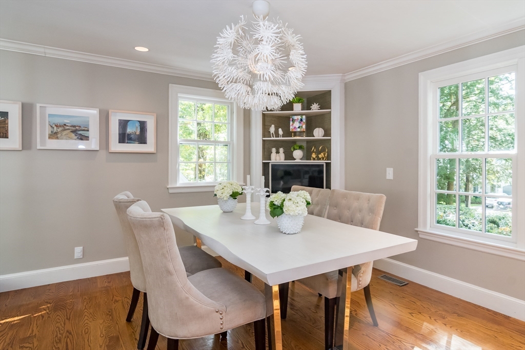45 Old Colony Road Wellesley, MA 02481 - Photo 5 of 34