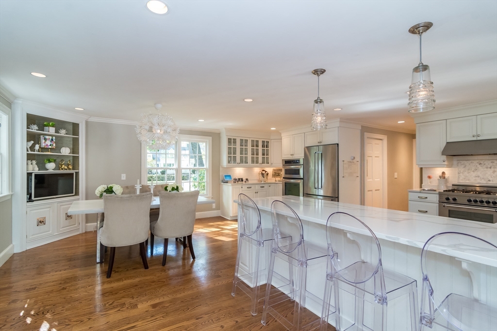 45 Old Colony Road Wellesley, MA 02481 - Photo 6 of 34