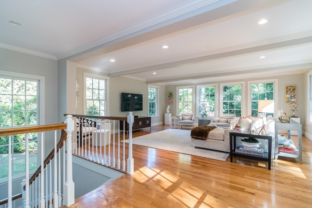 45 Old Colony Road Wellesley, MA 02481 - Photo 7 of 34