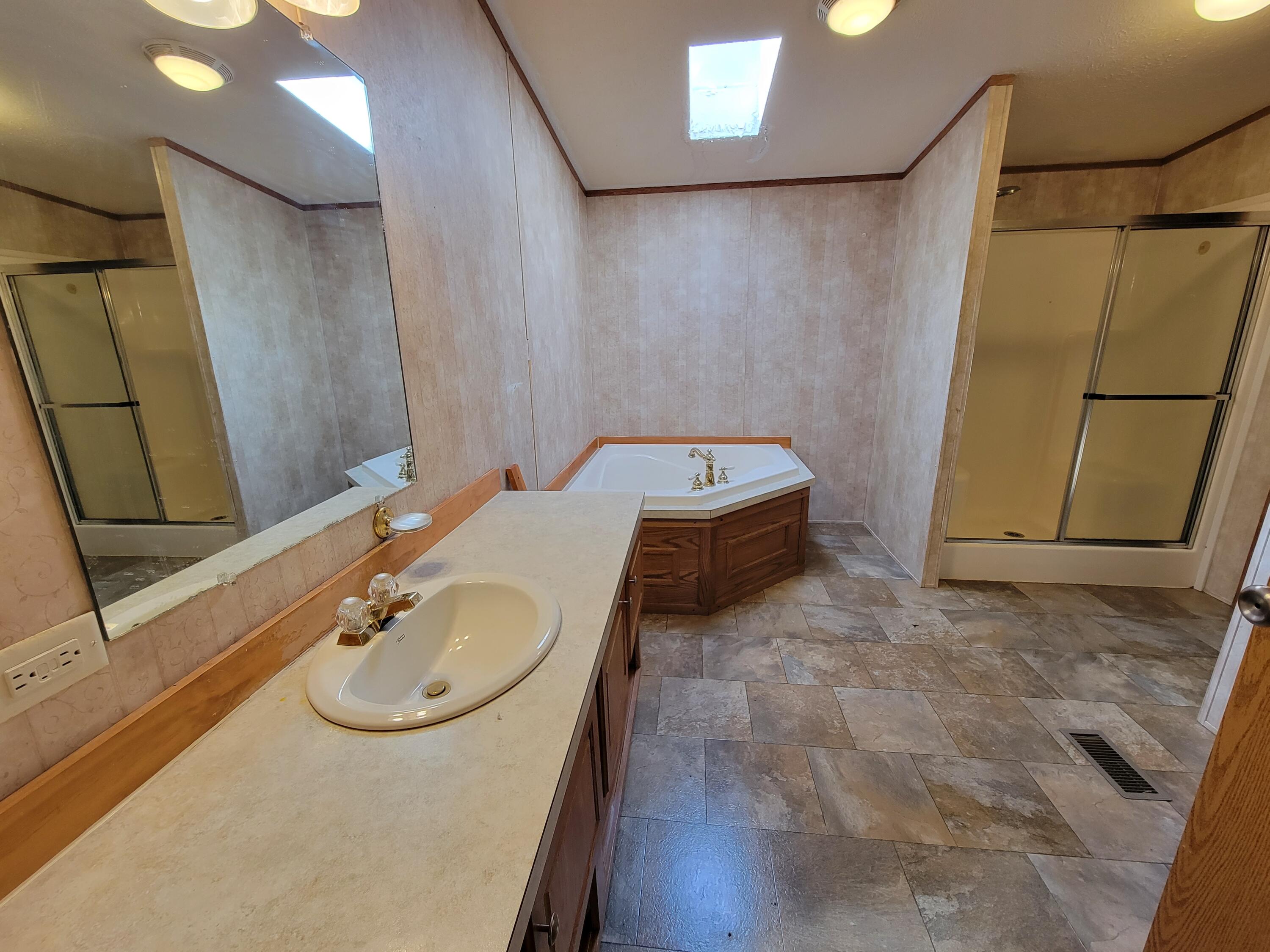 114 Presque Isle Road Mars Hill, ME 04758 - Photo 20 of 32 Bath1