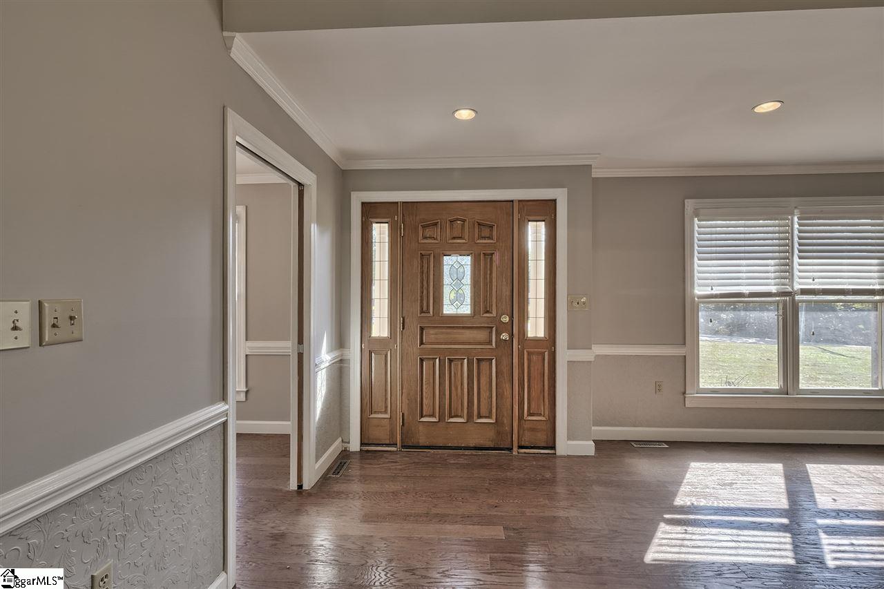 824 Neely Ferry Road Simpsonville, SC 29680 - Photo 2 of 36 Gallery Image 2