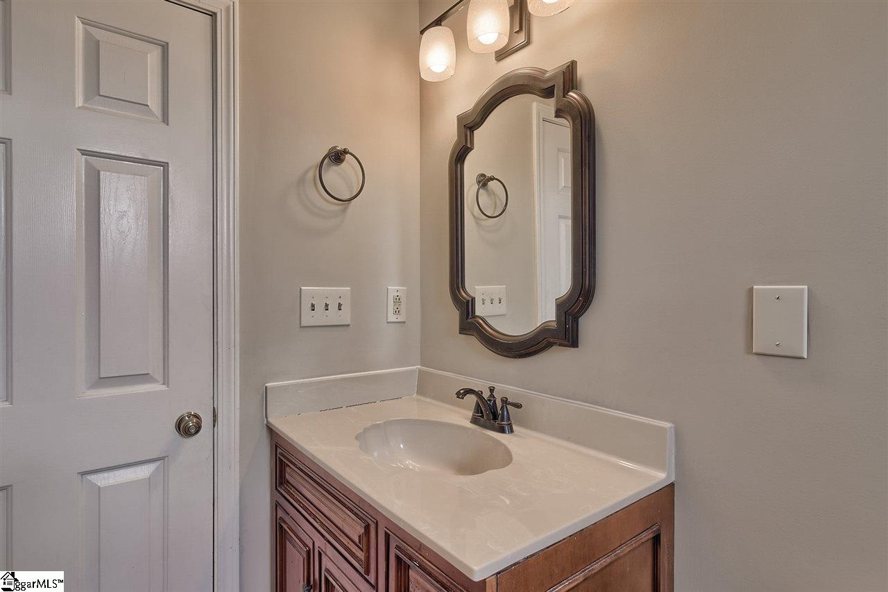 824 Neely Ferry Road Simpsonville, SC 29680 - Photo 22 of 36 Gallery Image 22