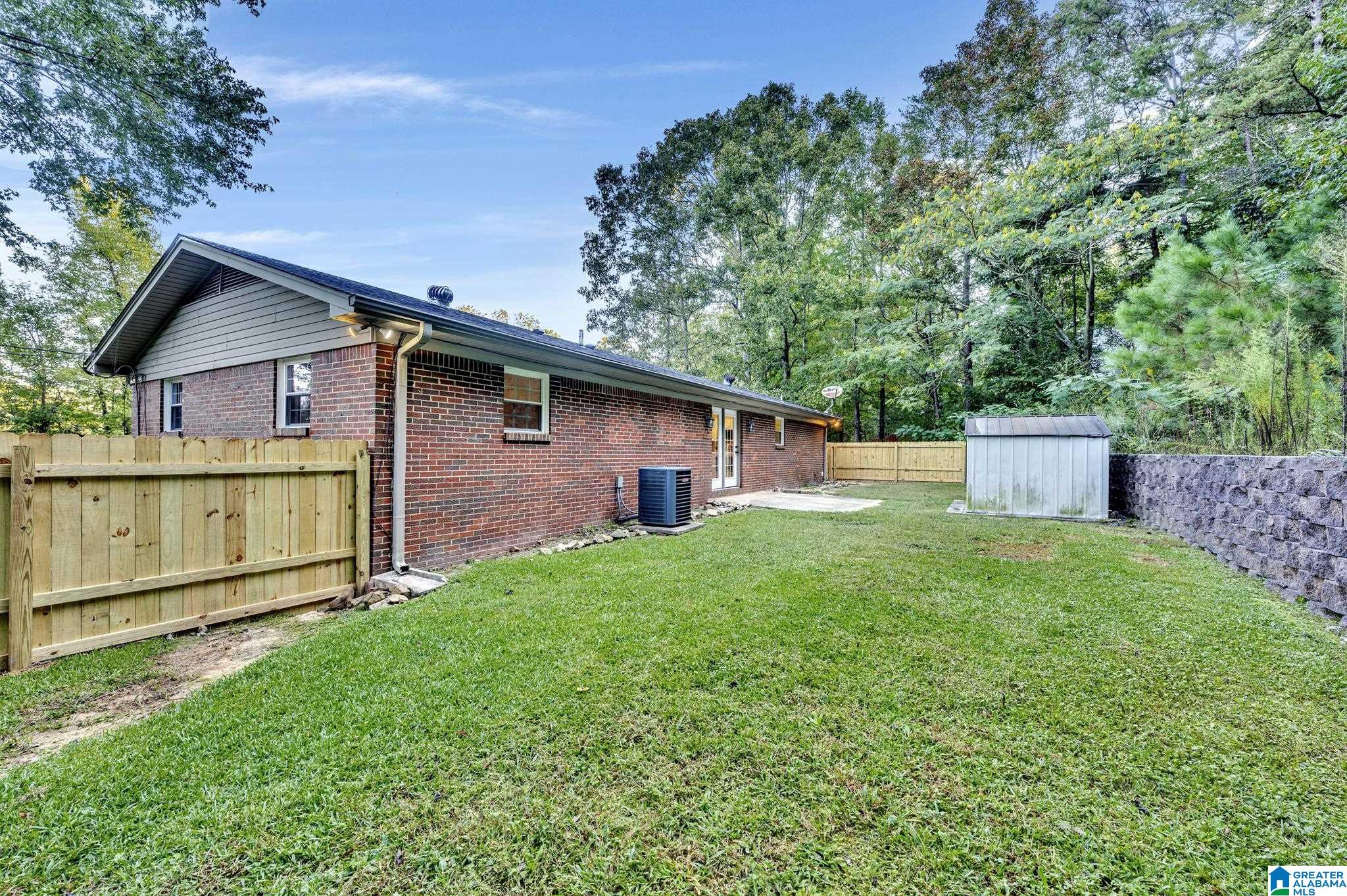 2893 Springville Boulevard Oneonta, AL 35121 - Photo 8 of 24