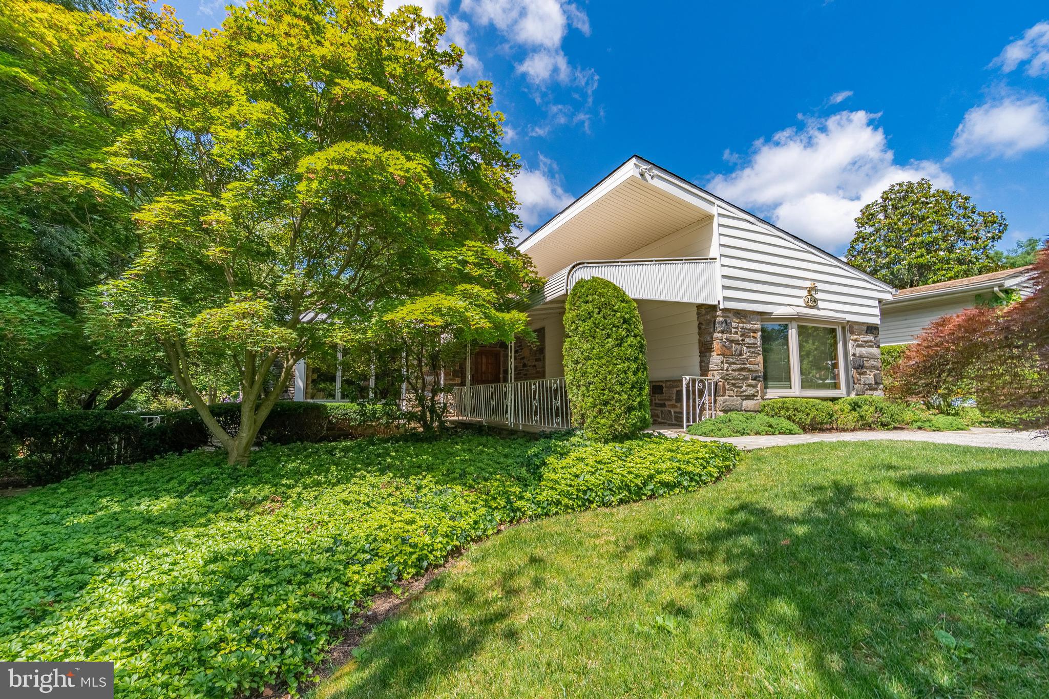 Welcome to 264 Tomkenn Road!