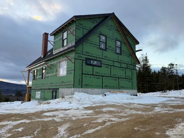 $1,100,000 | 3 Moose Ridge, Hanover, ME 04237