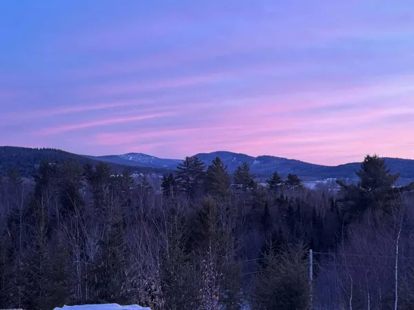 $1,100,000 | 3 Moose Ridge, Hanover, ME 04237