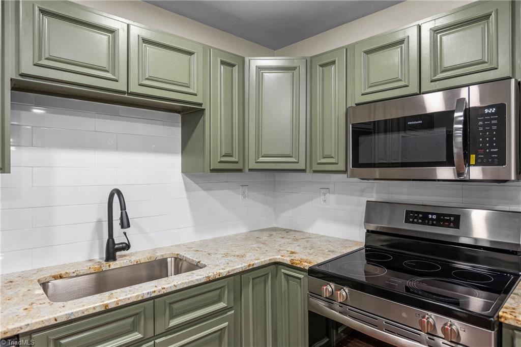 6200 Ridge Road Tobaccoville, NC 27050 - Photo 10 of 27