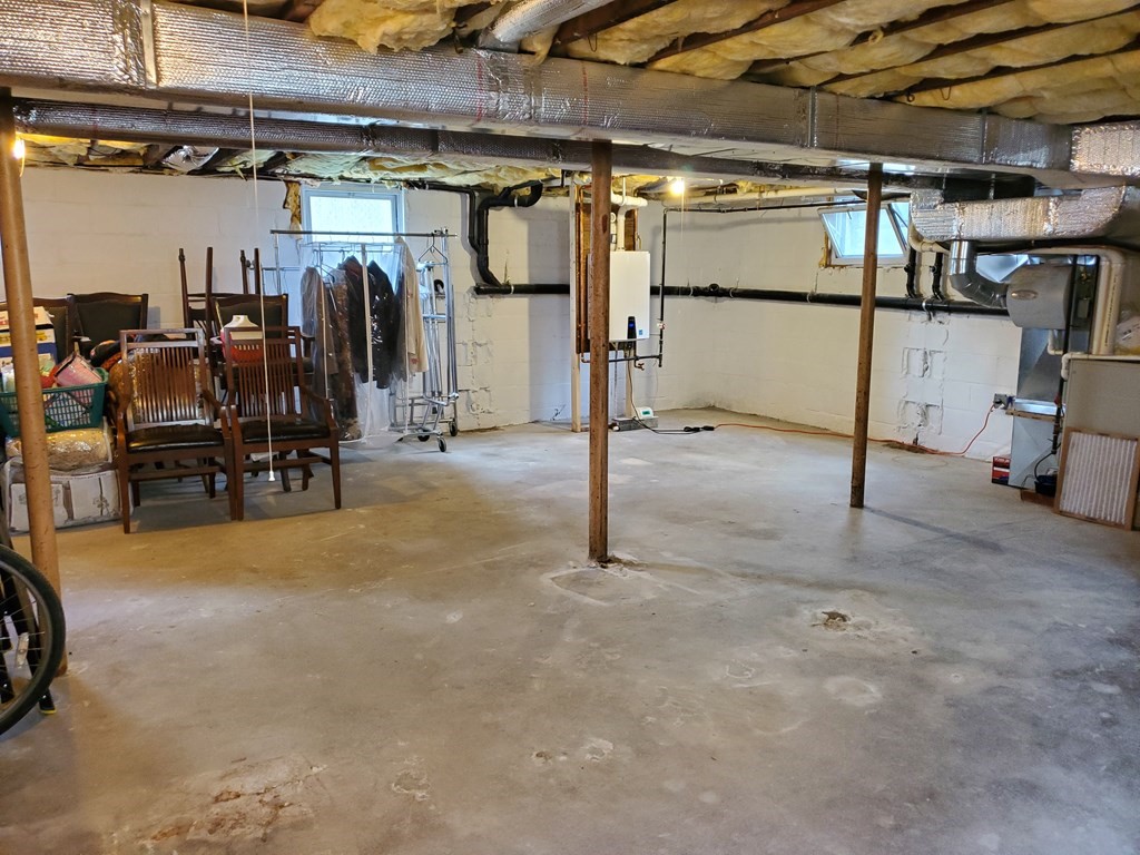 61 Windemere Street Springfield, MA 01104 - Photo 41 of 42 a view of a room with gym equipment
