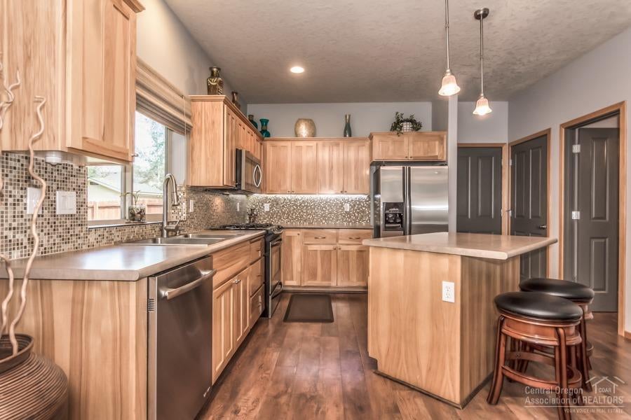 61363 Whitetail Street Bend, OR 97702 - Photo 10 of 25 Gallery Image 10