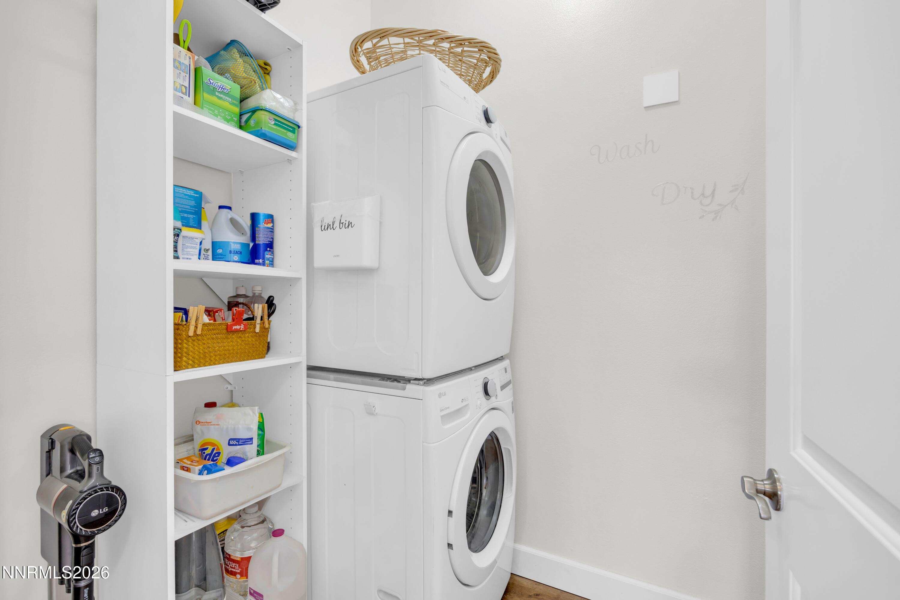 9900 Wilbur May Parkway, Unit 3903 Reno, NV 89521 - Photo 14 of 37 a utility room with dryer and washer