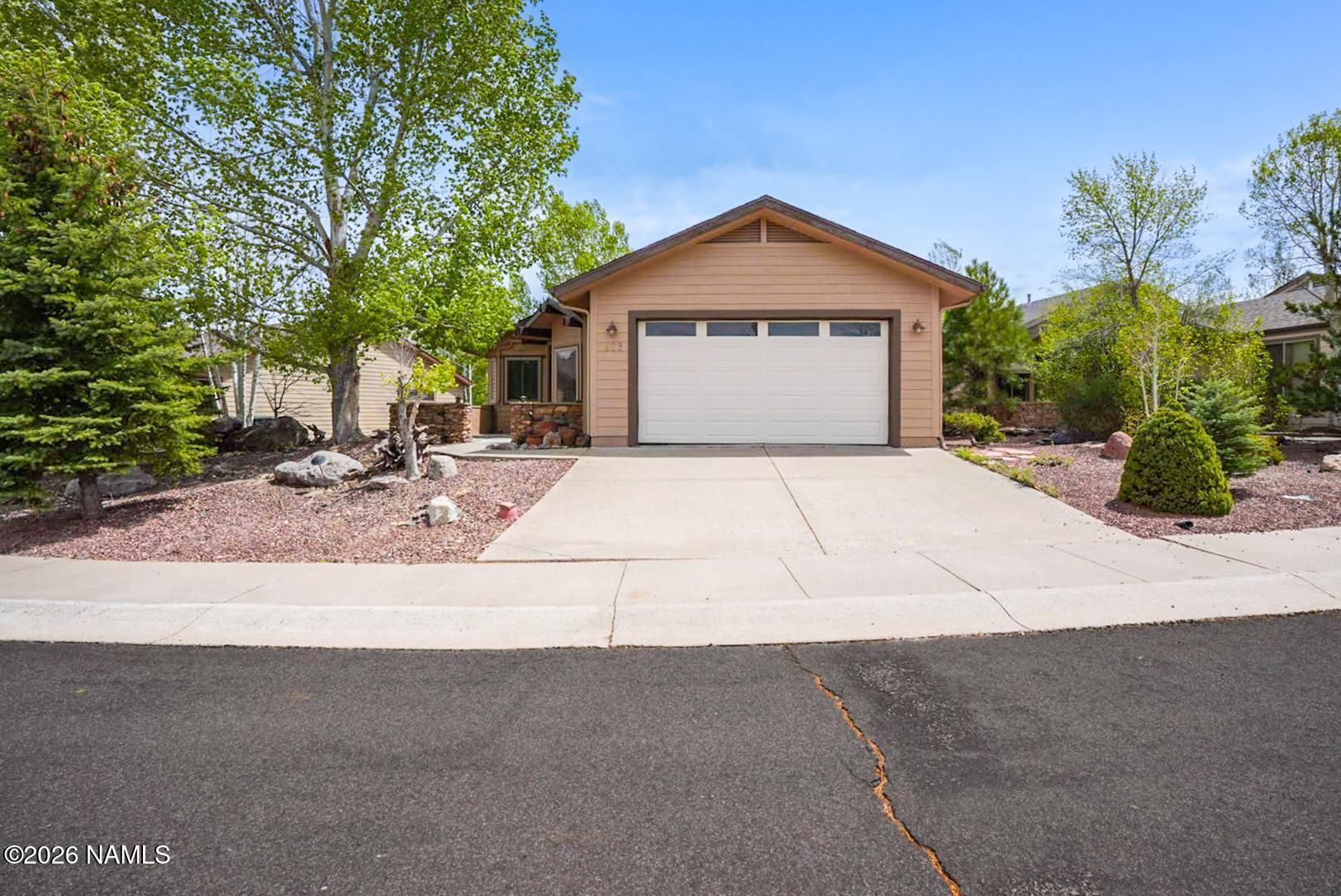 609 Brookline Loop Williams, AZ 86046 - Photo 3 of 42 DSC07993