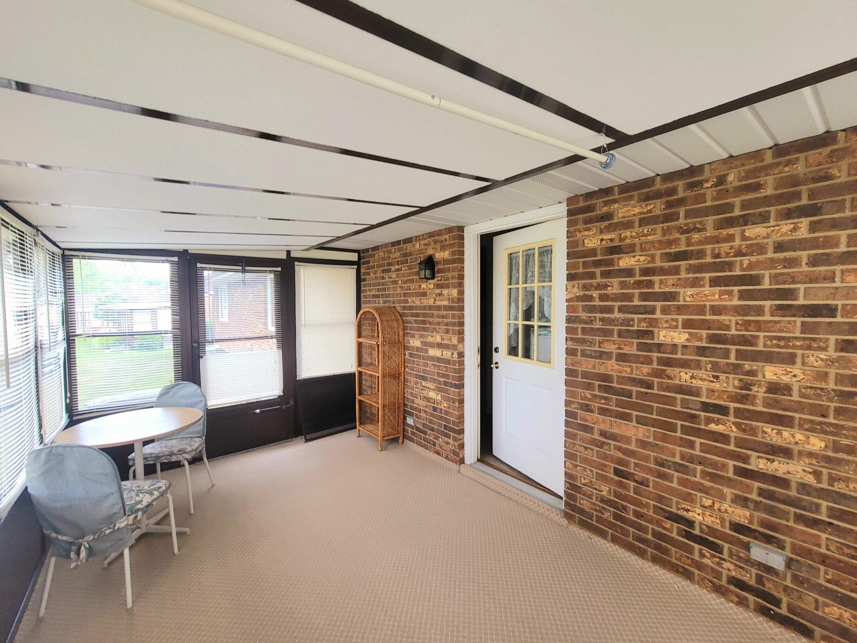 1044 Carson Lane Springfield, OH 45503 - Photo 14 of 14 Gallery Image 14