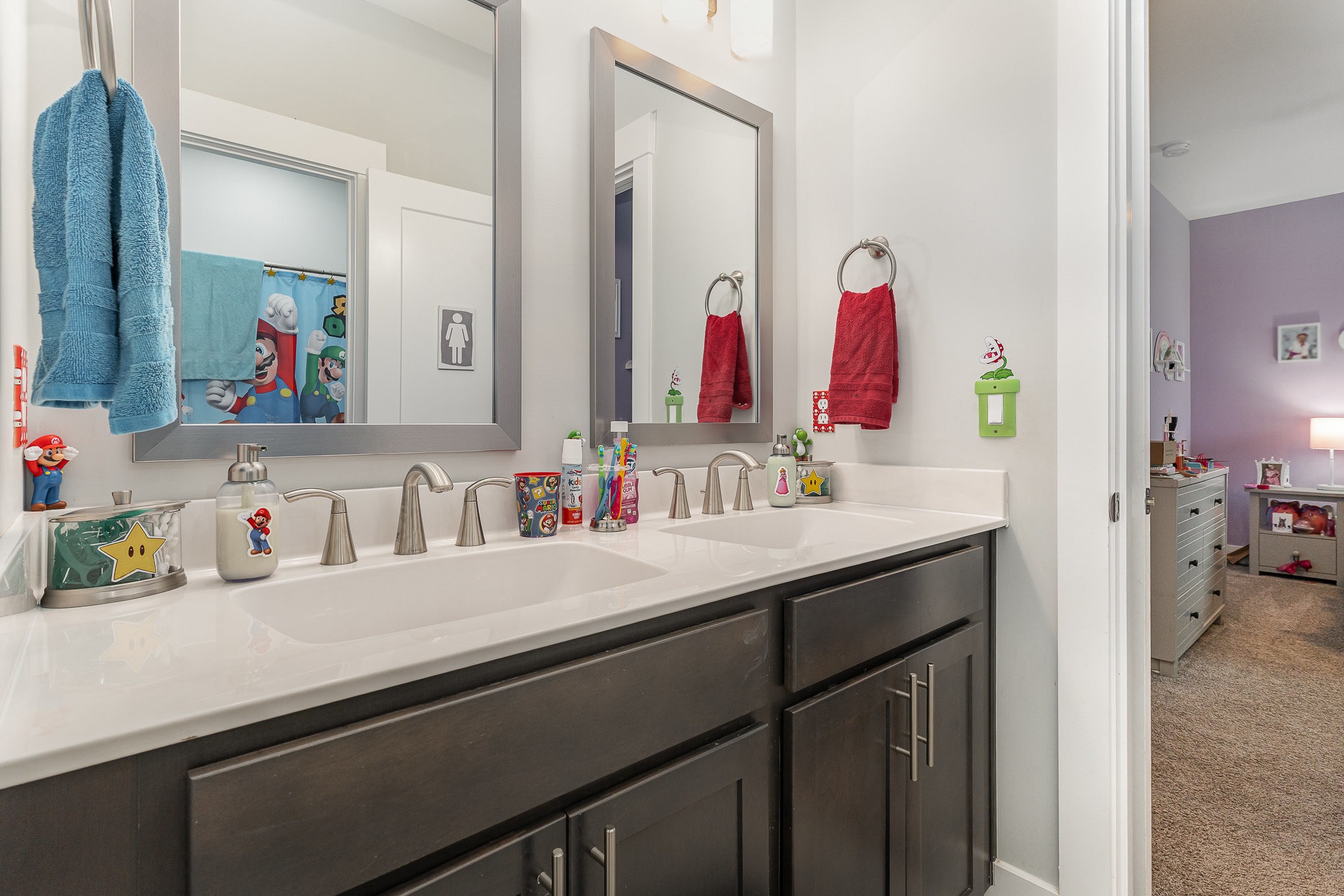 515 Vesta Road Lebanon, TN 37090 - Photo 23 of 31 a bathroom with a sink and a mirror