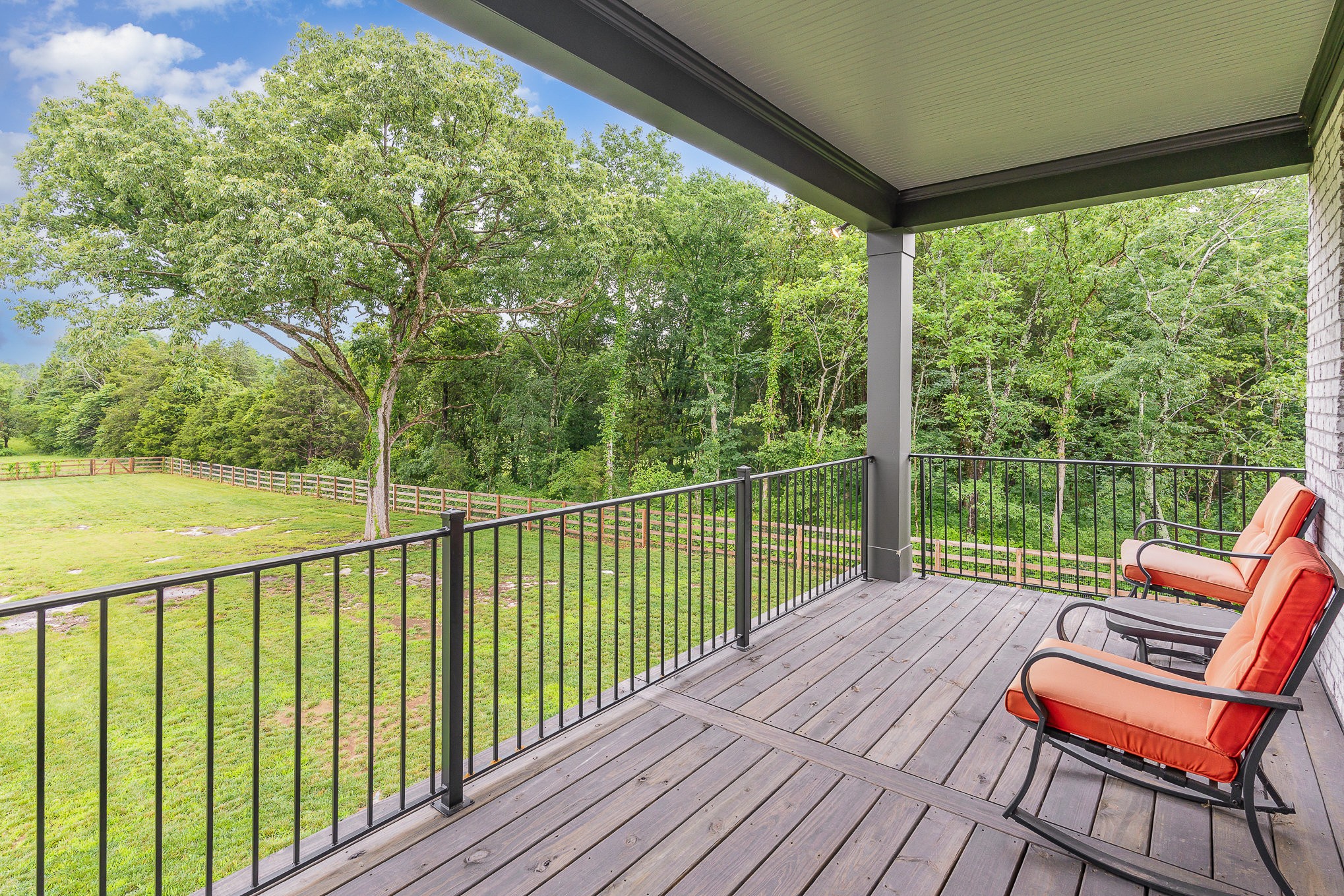 515 Vesta Road Lebanon, TN 37090 - Photo 26 of 31 a view of a balcony with wooden floor