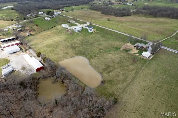 $780,000 | 7633 Hwy F, Perryville, MO 63775