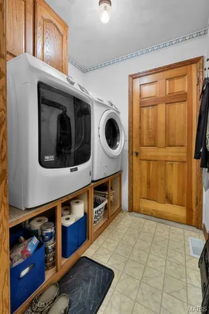 $780,000 | 7633 Hwy F, Perryville, MO 63775