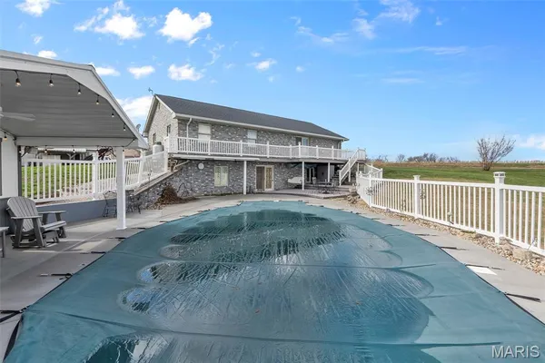 $780,000 | 7633 Hwy F, Perryville, MO 63775