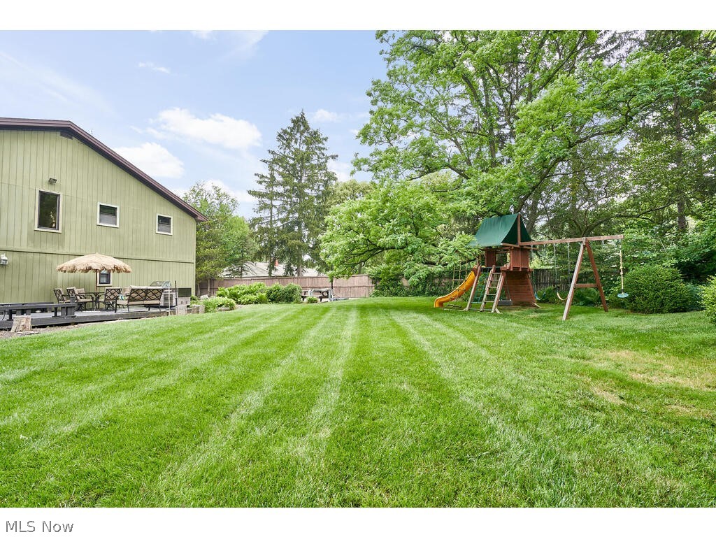 2743 West Bath Road Akron, OH 44333 - Photo 3 of 34 Gallery Image 3