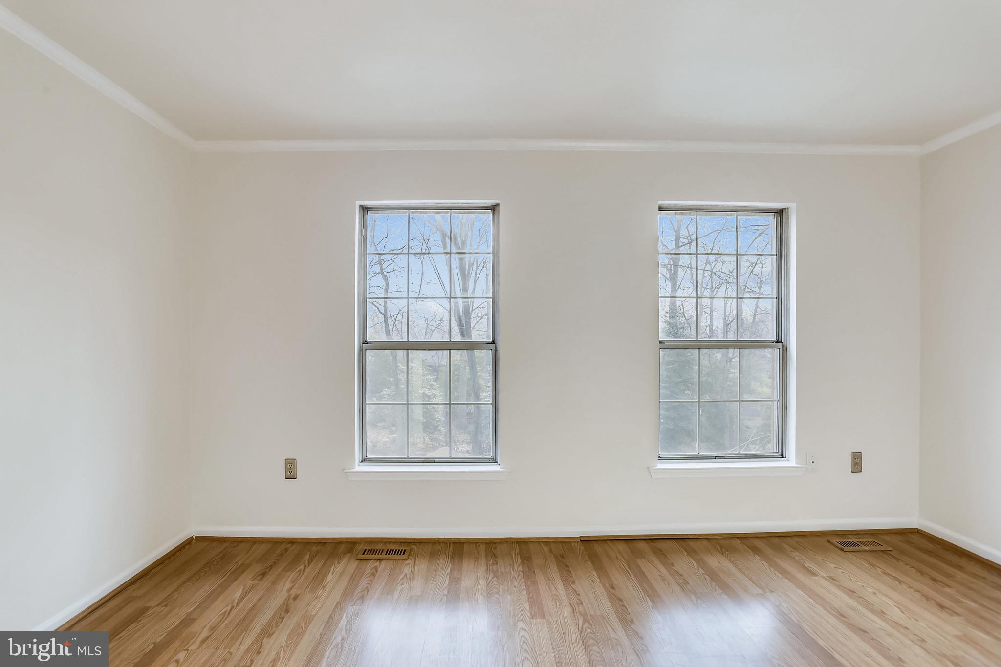 2113 Derby Ridge Lane, Unit 24 Silver Spring, MD 20910 - Photo 18 of 38 Bed room 1