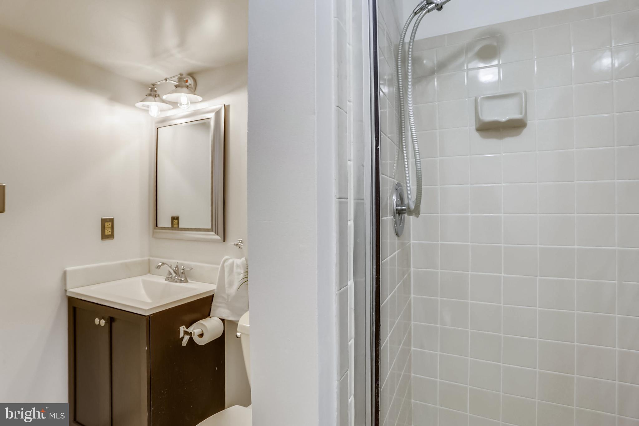 2113 Derby Ridge Lane, Unit 24 Silver Spring, MD 20910 - Photo 26 of 38 Gallery Image 26