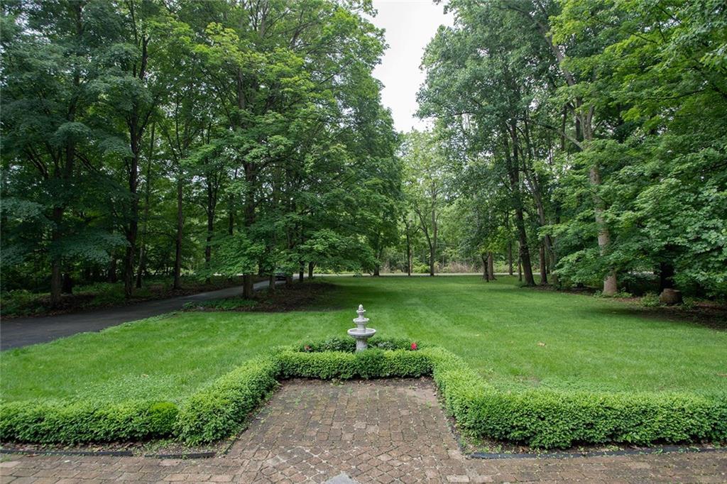8660 Wilson Road Indianapolis, IN 46278 - Photo 2 of 28 Gallery Image 2