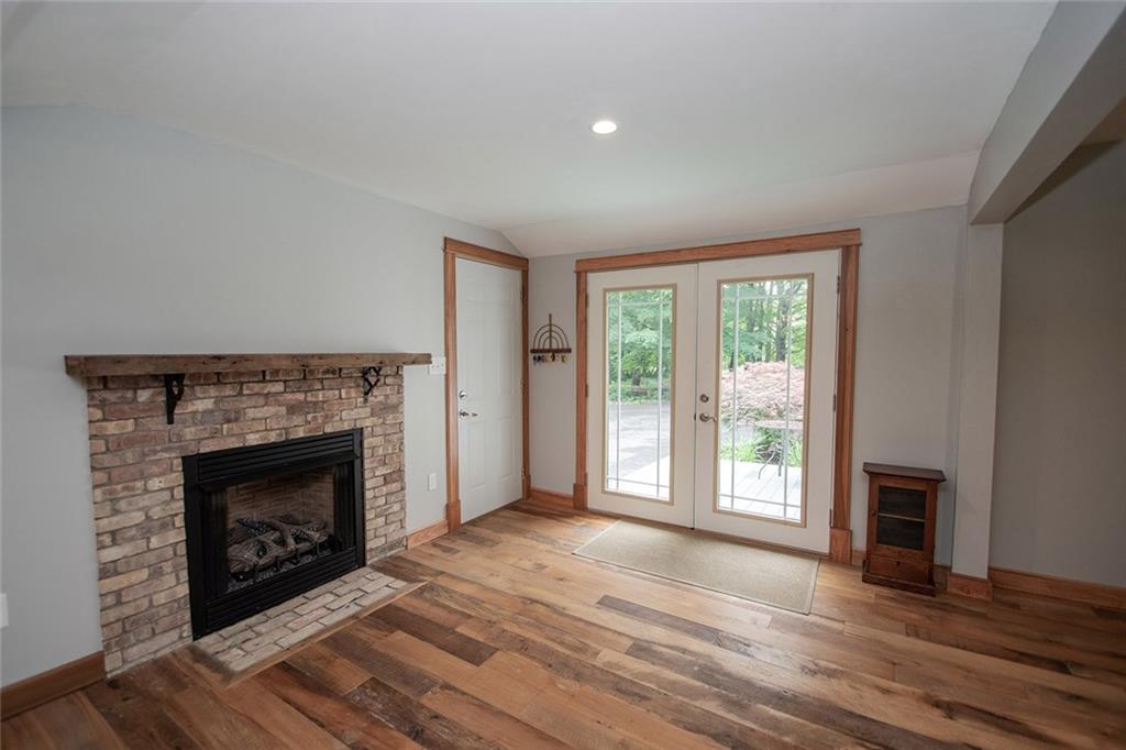 8660 Wilson Road Indianapolis, IN 46278 - Photo 10 of 28 Gallery Image 10