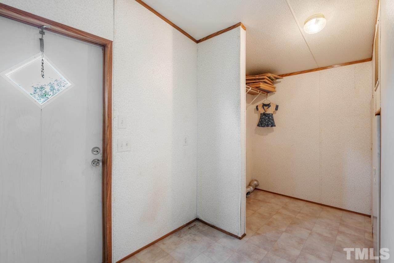 1520 Lynch Road Selma, NC 27576 - Photo 18 of 27 Gallery Image 18