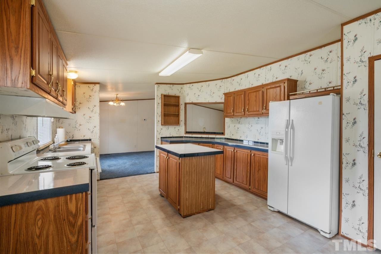 1520 Lynch Road Selma, NC 27576 - Photo 6 of 27 Gallery Image 6