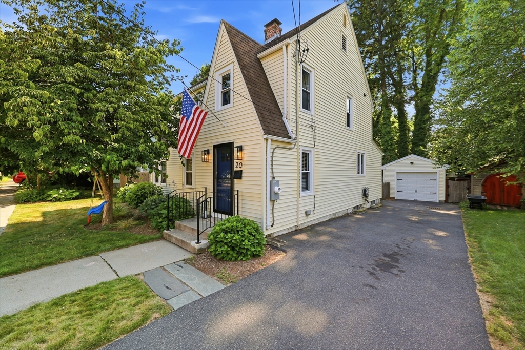 20 Ashbrook Street Springfield, MA 01118 - Photo 2 of 40 Gallery Image 2