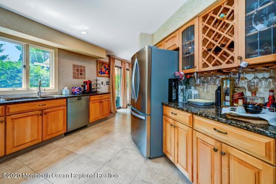 205 Nottingham Road Morganville, NJ 07751 - Photo 19 of 53 Built in wine rack