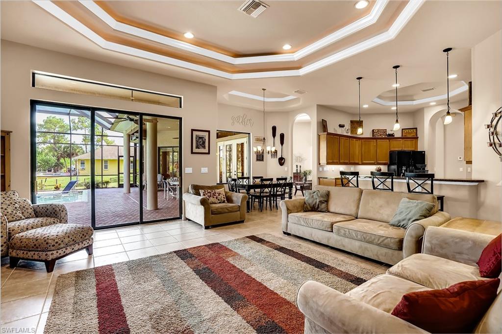 281 19th Street Southwest Naples, FL 34117 - Photo 11 of 35 Gallery Image 11