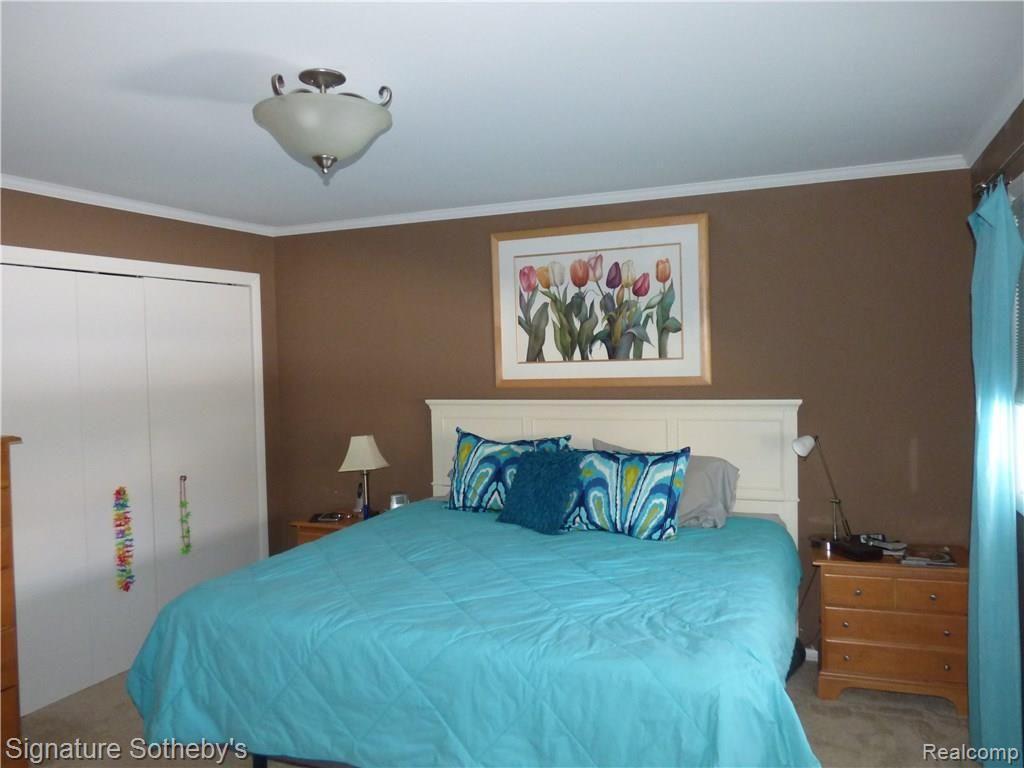 3448 Wendover Road Troy, MI 48084 - Photo 20 of 38 18.JPG