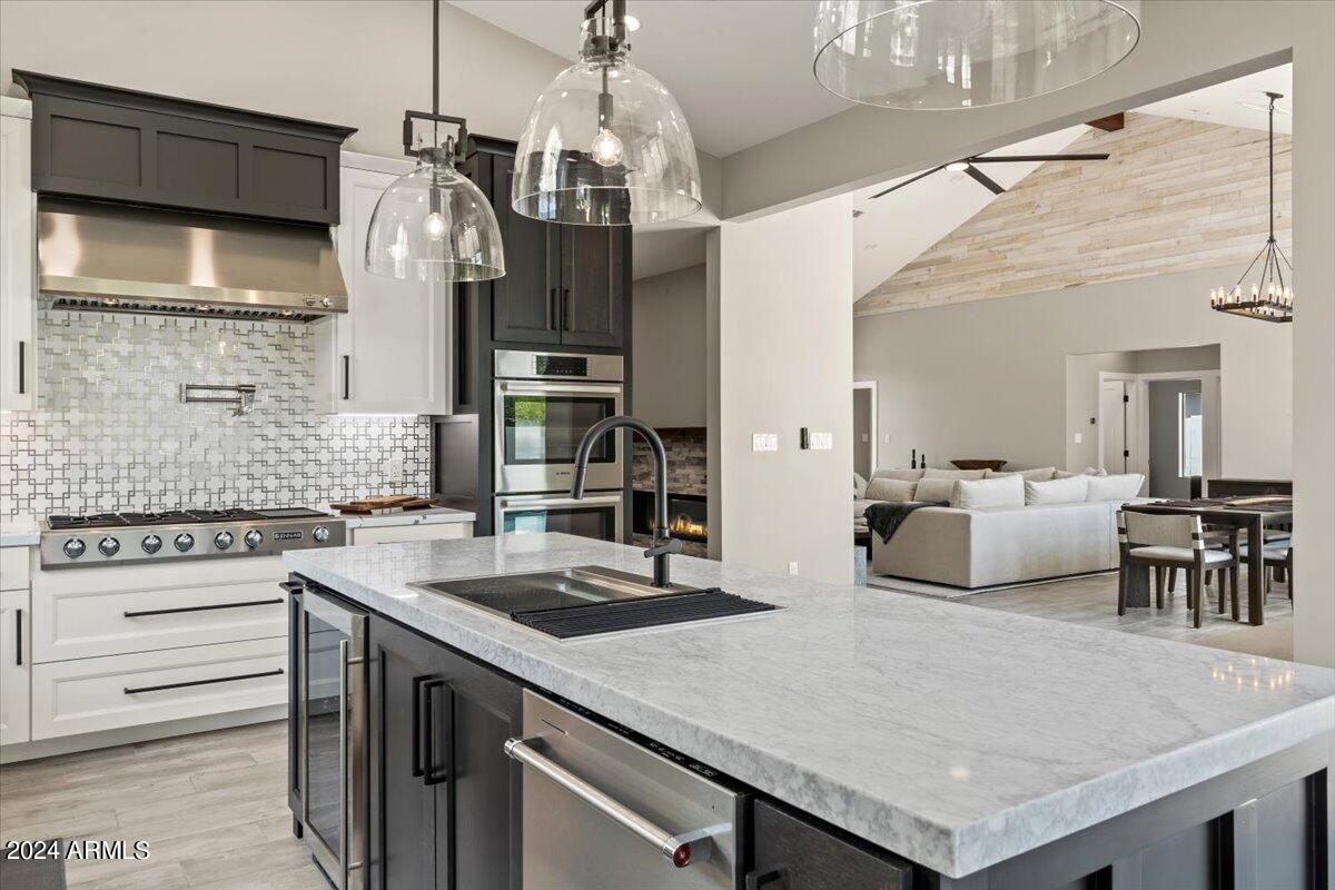 4137 East Earll Drive Phoenix, AZ 85018 - Photo 20 of 54 32-Kitchen