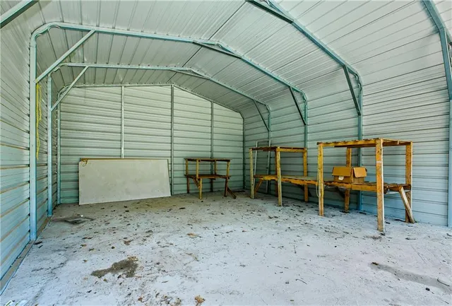 a view of a houses with a yard