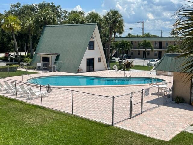 1081 Southeast Monterey Road, Unit 326 Stuart, FL 34994 - Photo 4 of 13 IMG_9596
