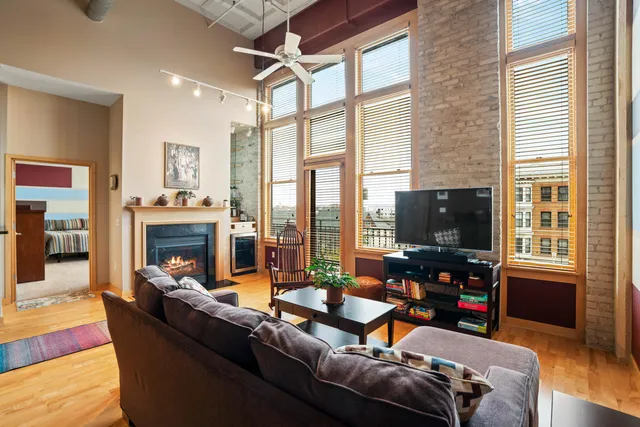 $380,000 | 1325 North Van Buren Street, Unit 308, Milwaukee, WI 53202