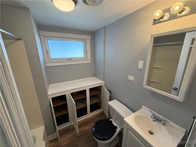 $1,100 | 59 Northcrest Avenue, Cheektowaga, NY 14225