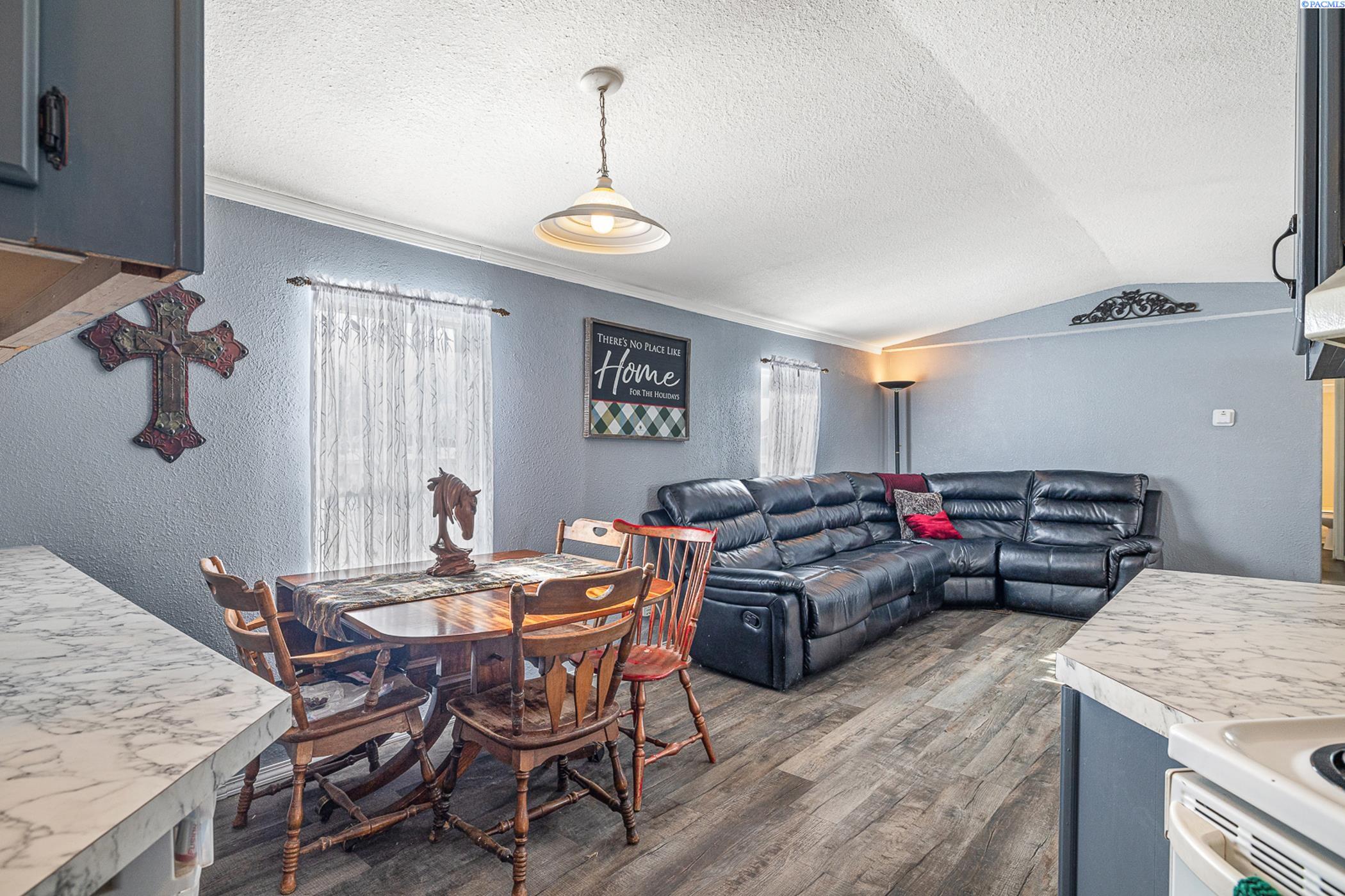 25206 South Finley Road Kennewick, WA 99337 - Photo 12 of 35 Gallery Image 12