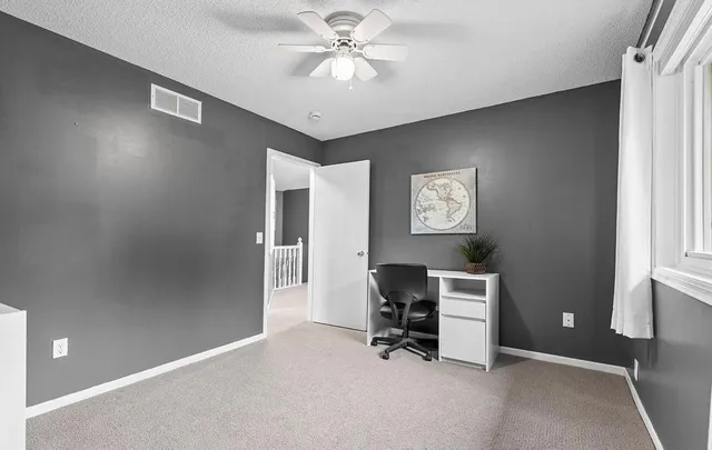 $2,750 | 18890 Barrington Drive, Eden Prairie, MN 55346