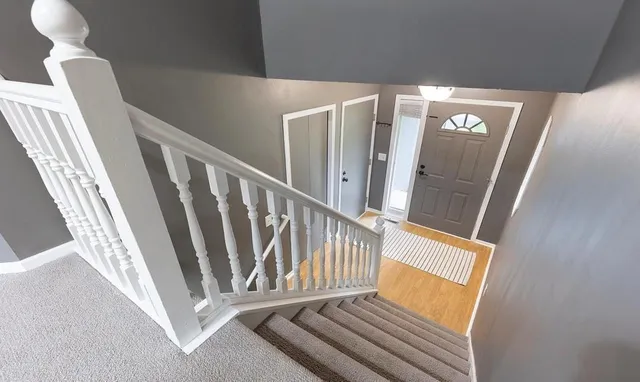 $2,750 | 18890 Barrington Drive, Eden Prairie, MN 55346